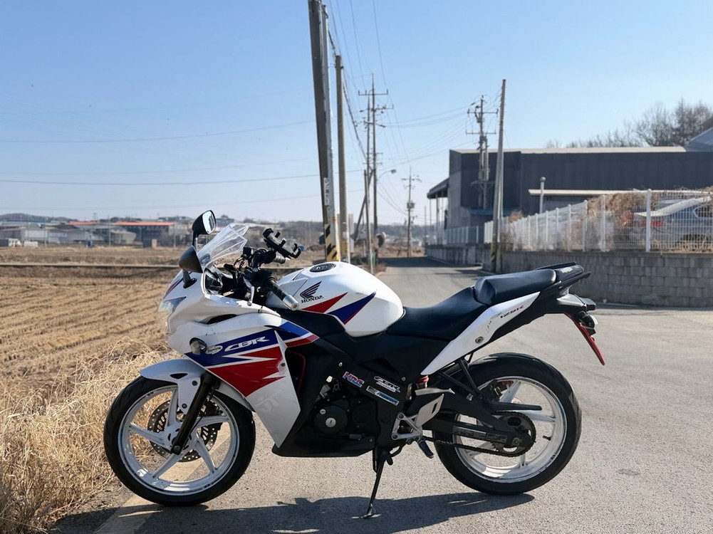 cbr125/14년식 판매합니다 이미지