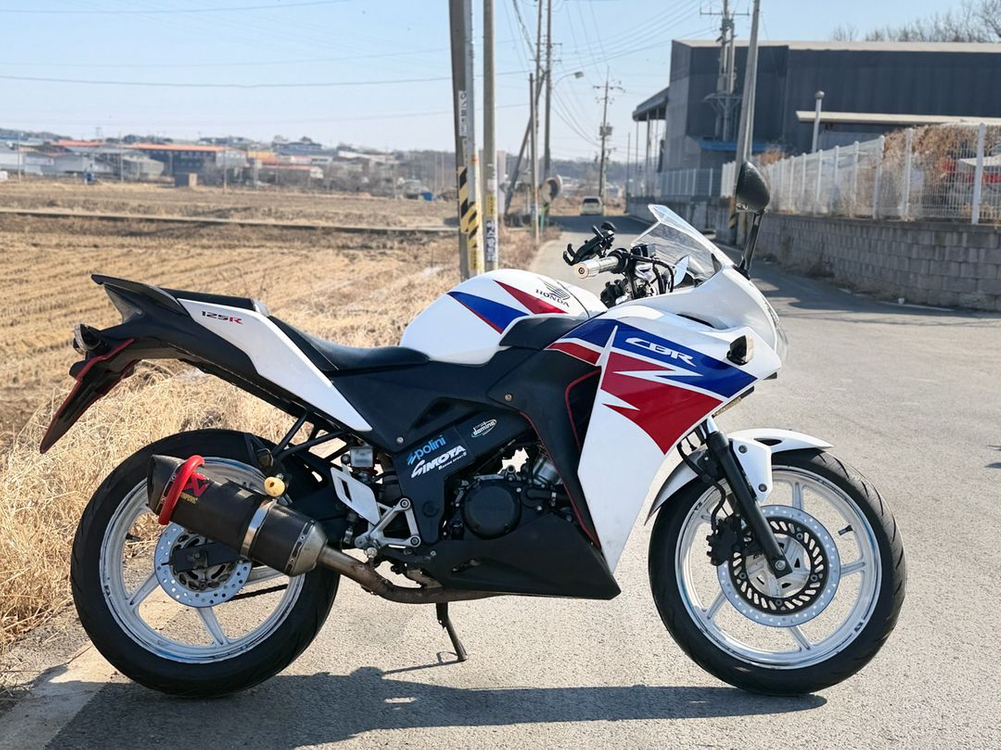 cbr125/14년식 판매합니다 이미지