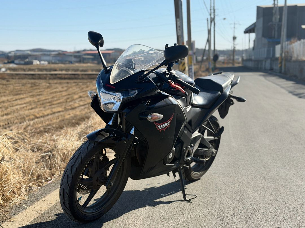 혼다cbr125/16년식/판매합니다 이미지