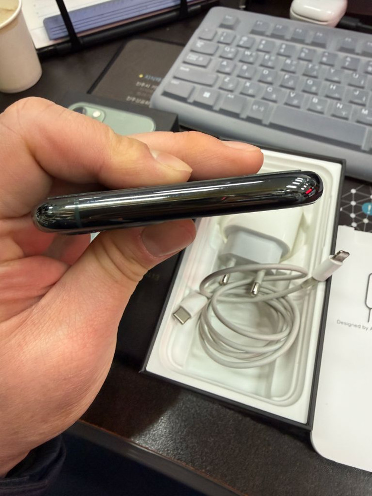 아이폰 11 Pro 미드나잇 그린 256--7