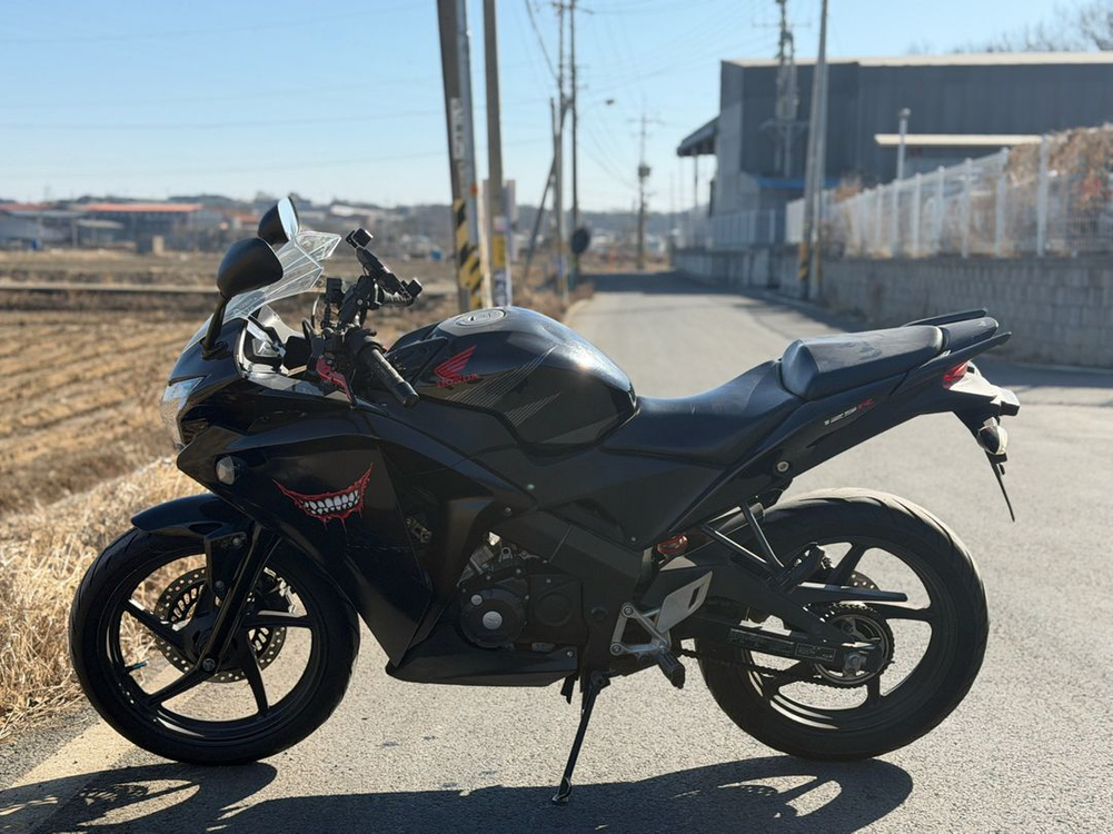 혼다cbr125/16년식/판매합니다 이미지