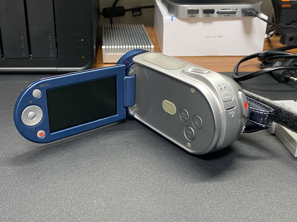 삼성 캠코더 VM-MX20 배터리 4개 충전기포함 이미지