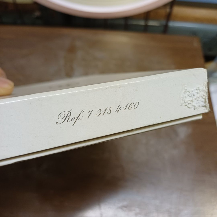 까르띠에 빈티지 루비 장지갑 이미지