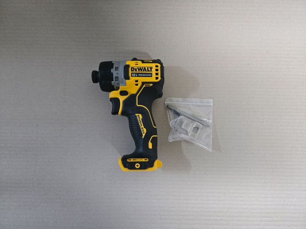 디월트 dcf601n 12v 스크류드라이버 충전토크드릴--1