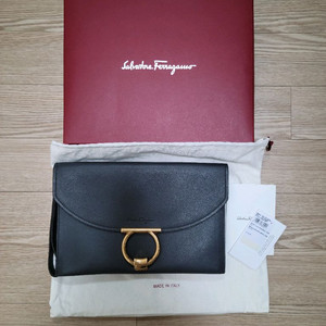 잠실롯데백화점상품/페레가모/간치니클러치백/진그레이/택포