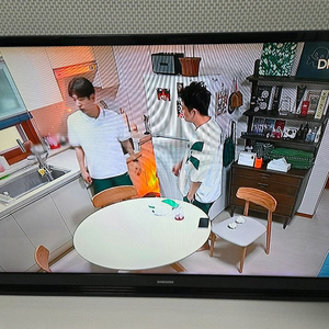 삼성 32인치 FHD 벽걸이 TV 2017년식