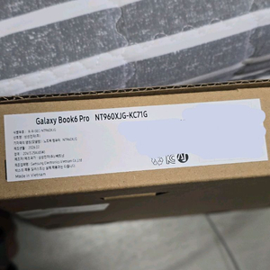 삼성 갤럭시 북6 프로 16인치 그레이 팝니다 X7/16GB/512GB (NT960XJG-KC71G)