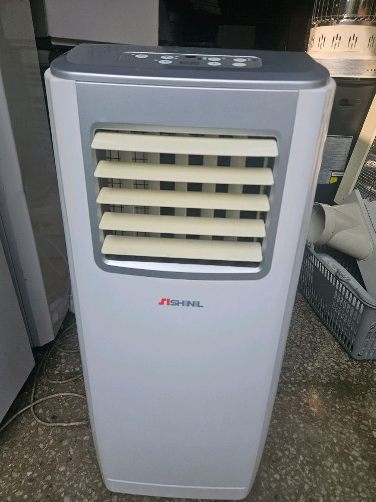 신일 이동식 창문형 에어컨 SMA-C9000KPLUS 창문키트랑 자바라 물받침까지포함세트 이미지