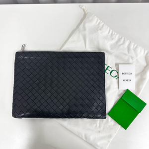 보테가베네타 인트레치아토 클러치백 블랙