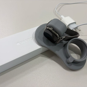 애플워치10 내추럴 티타늄 42mm 밀레니즈루프