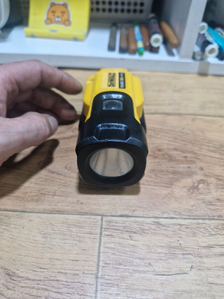 [정품]디월트작업등DCL508 LED라이트 캠핑등 랜턴 배터리까지 이미지