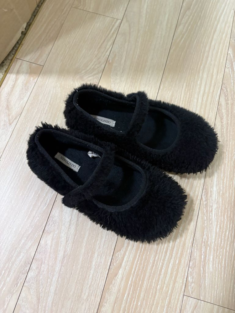 니노린도 블랙 퍼 메리제인 구두 190 이미지