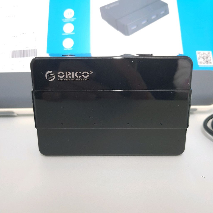 오리코 12V 아답터 사용 4포트 유전원 USB3.0 허브--5