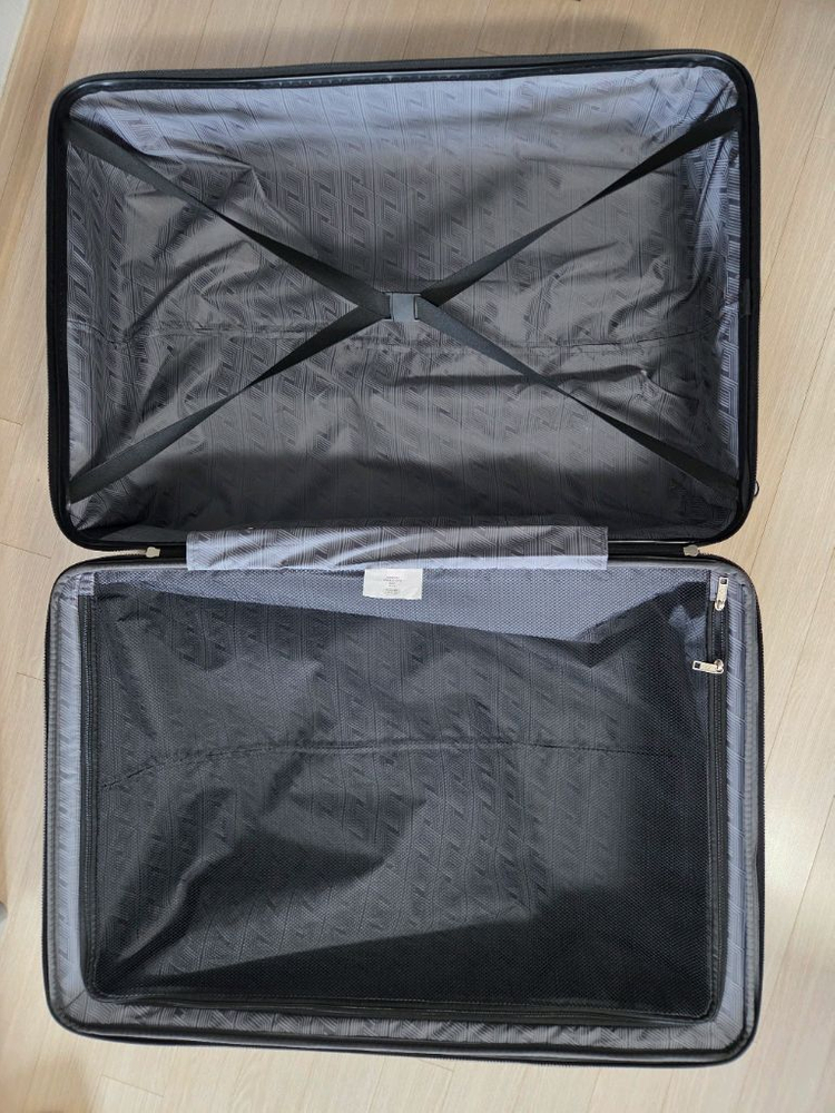 샘소나이트 30인치 캐리어 이미지