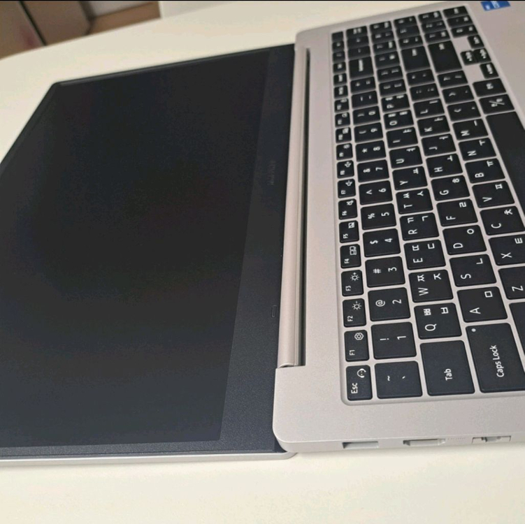 [새제품 세트] 삼성 갤럭시북2 NT550XEZ-A38AS 이미지