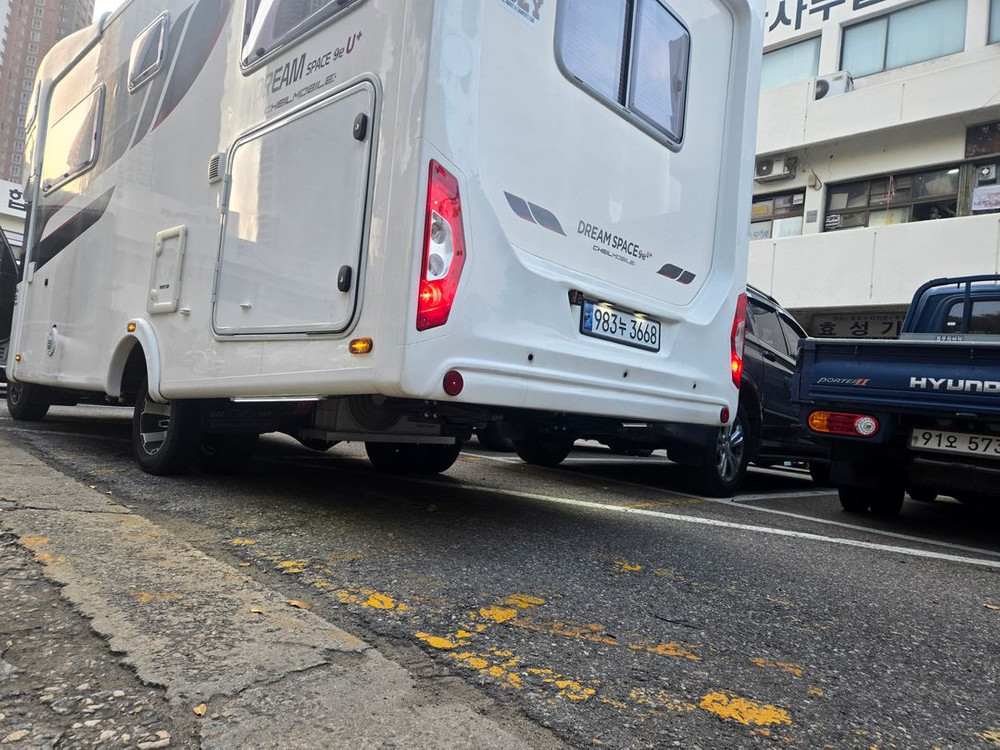 제일모빌 드림스페이스 9eu+ 캠핑카 이미지