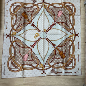 루이비통 스카프 스퀘어 90 사이즈 새제품