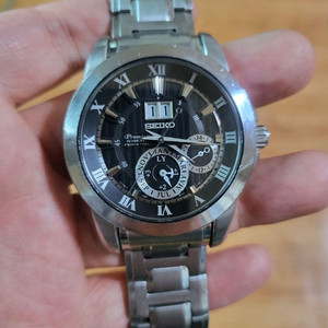 세이코 프리미어 키네틱 시계 이미지