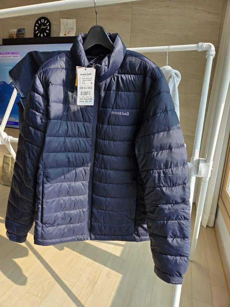 [새상품] 몽벨 볼 스탠드 라이트 경량 패딩 L--7