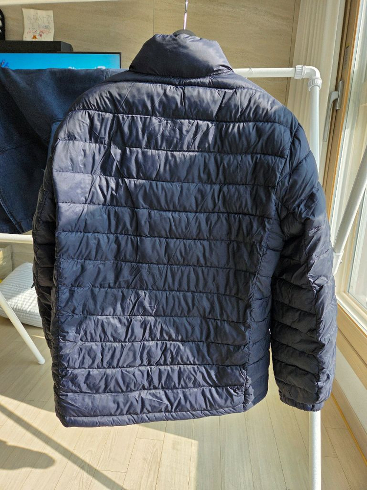 [새상품] 몽벨 볼 스탠드 라이트 경량 패딩 L--8