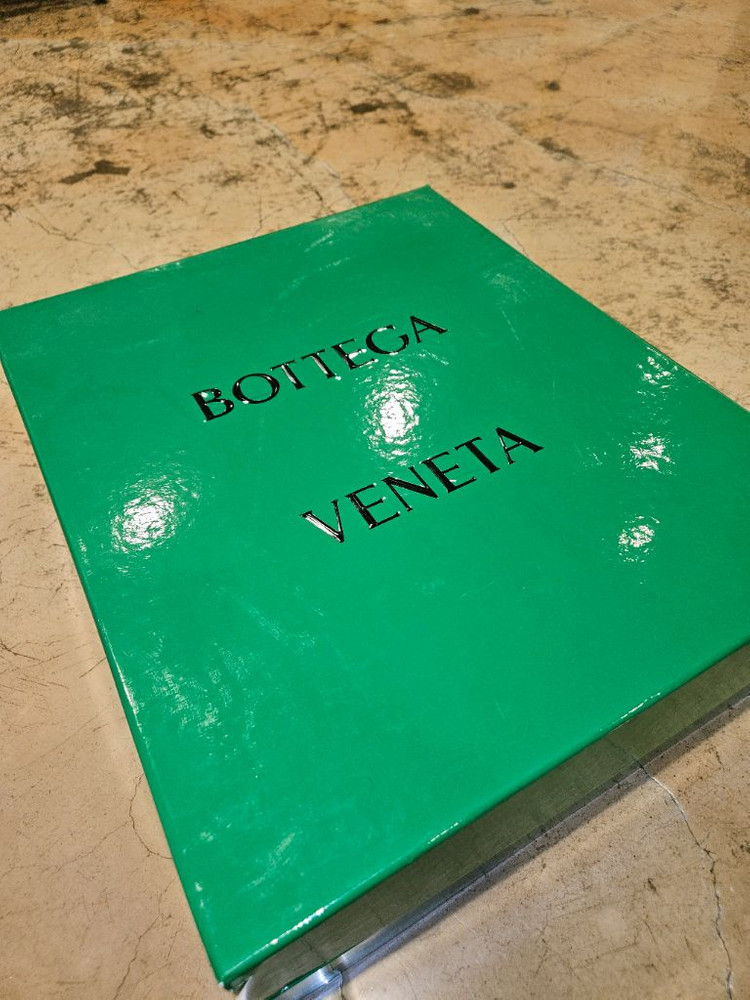 보테가 베네타 남성 퀼팅 슬립온 미착용 새상품 사이즈 39 1/2--1