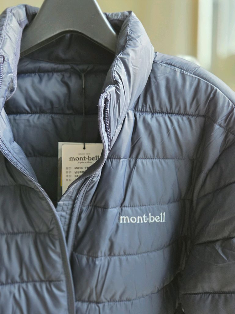 [새상품] 몽벨 볼 스탠드 라이트 경량 패딩 L--1