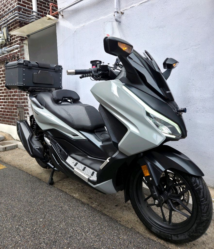 혼다 포르자350 24년식 사용검사 완료,풀옵션,점검완료--1