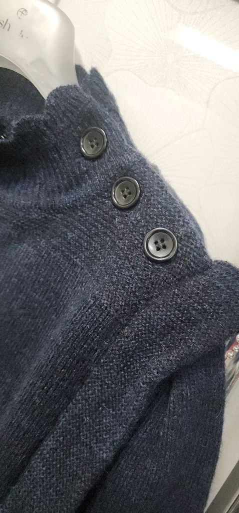 새상품 이자벨마랑 고아성 니트 / 프라다 가방등--6