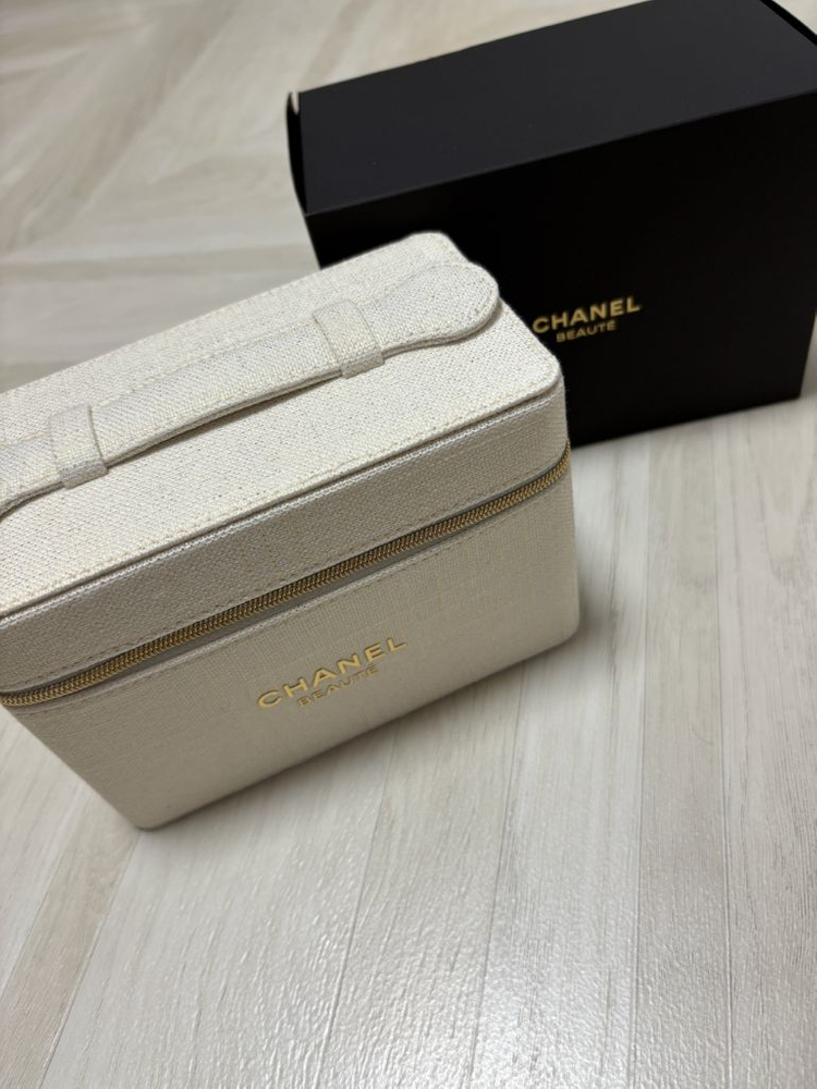 [새상품]샤넬 정품 아이보리 트위드 베니티 파우치 이미지