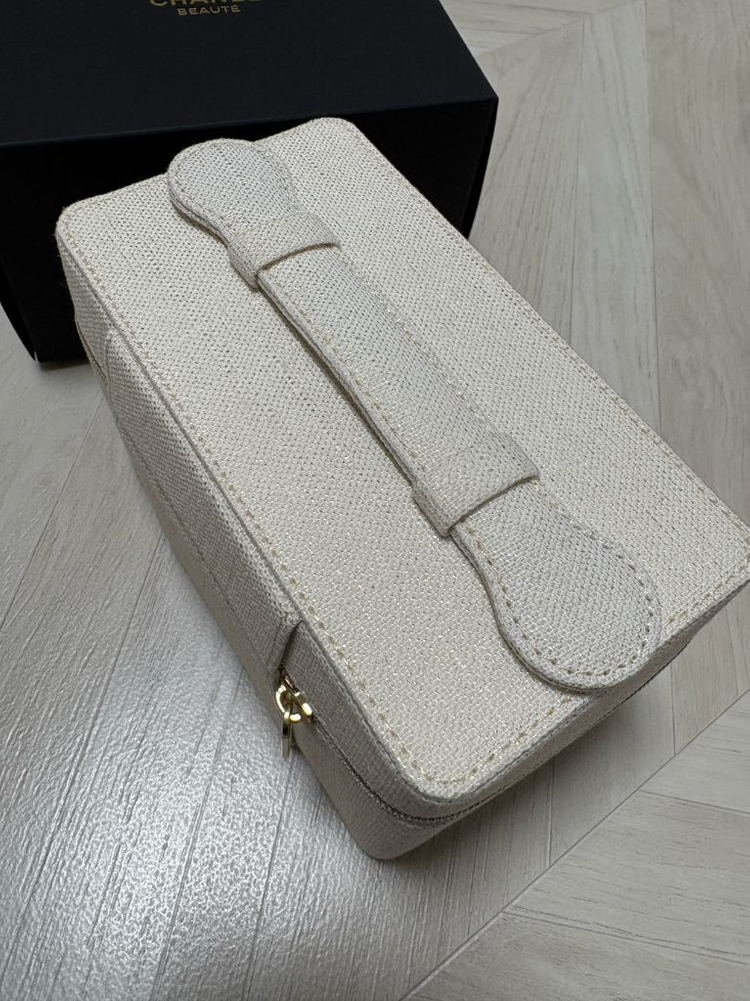[새상품]샤넬 정품 아이보리 트위드 베니티 파우치 이미지