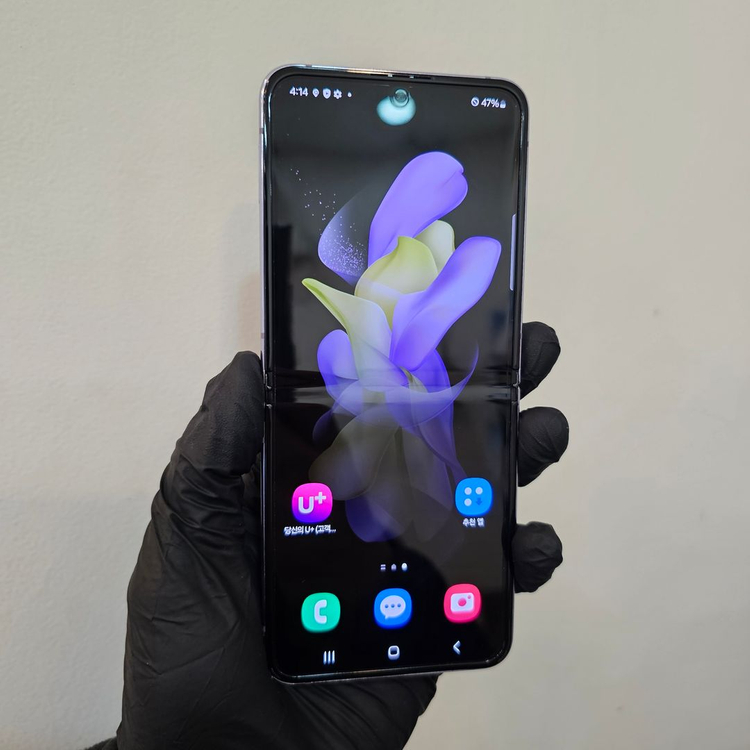 갤럭시Z플립4 256기가 라벤더 (무잔상) / 0210--2