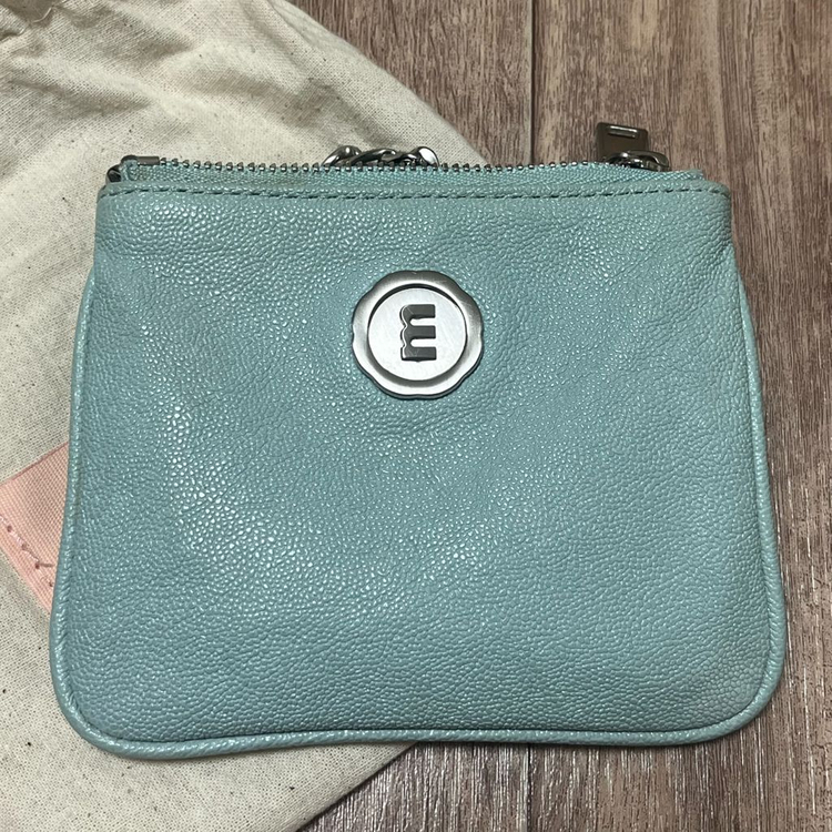 미닛뮤트 브렛 마이크로 캐비어 블루 이미지