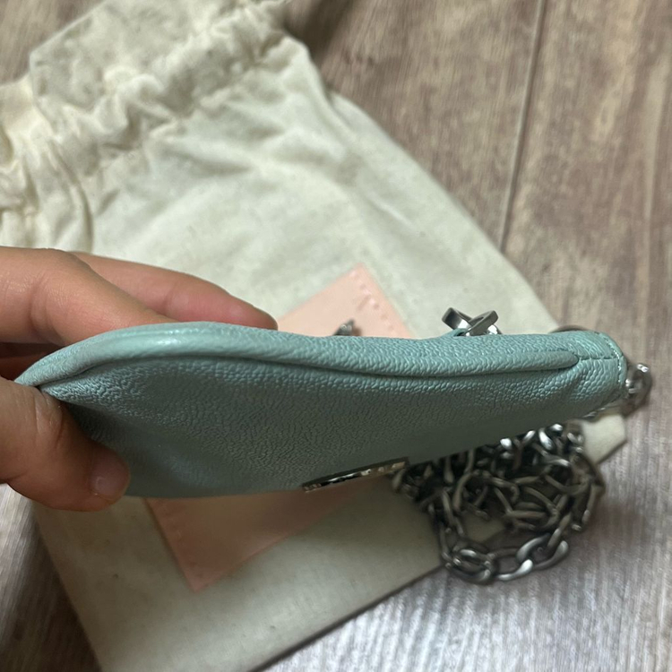 미닛뮤트 브렛 마이크로 캐비어 블루 이미지