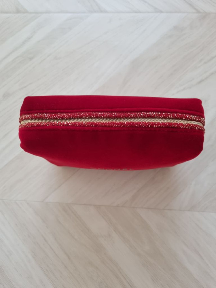 [새상품]샤넬 정품 한정 홀리데이 파우치 이미지