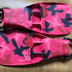 스쿠버프로 제트핀 카모레드 이미지