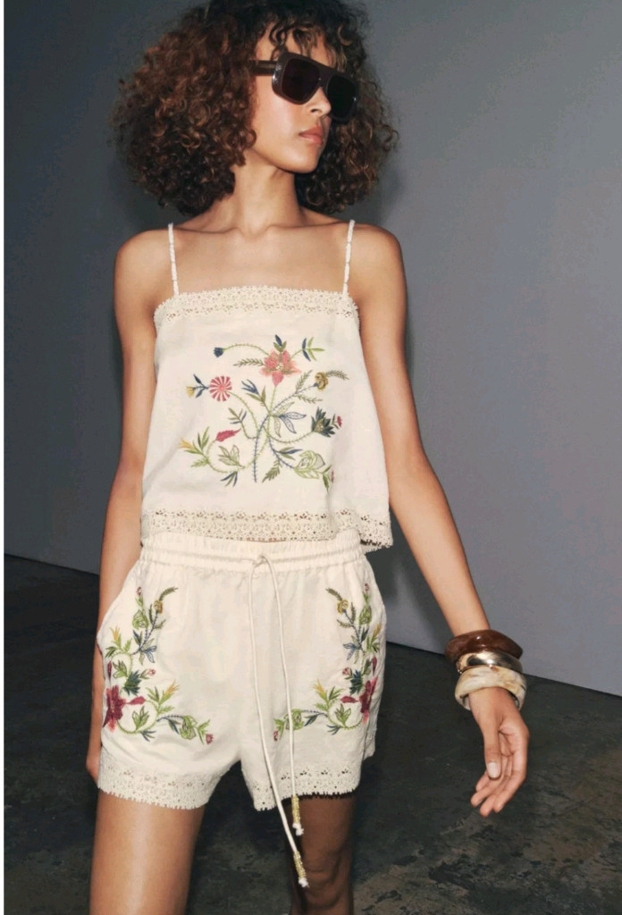 츄 착용 자라 ZW 컬렉션 자수 팬츠 xs, 자수 탑 s사이즈. 이미지