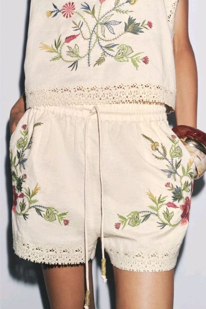 츄 착용 자라 ZW 컬렉션 자수 팬츠 xs, 자수 탑 s사이즈. 이미지