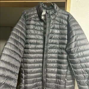 랩 Rab 씨러스 QIO-61 경량 패딩 사이즈M 팝니다