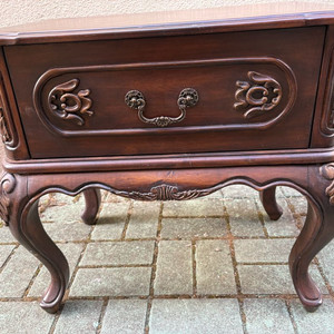 앤틱 스타일 원목 협탁