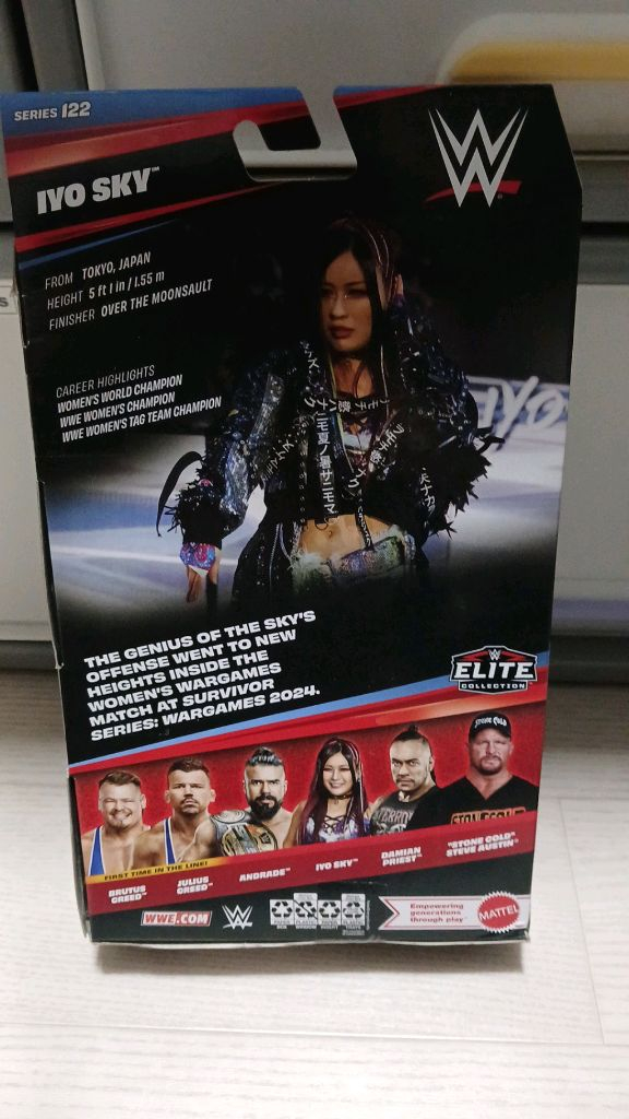 wwe 피규어 엘리트122 이오스카이 팝니다.--1