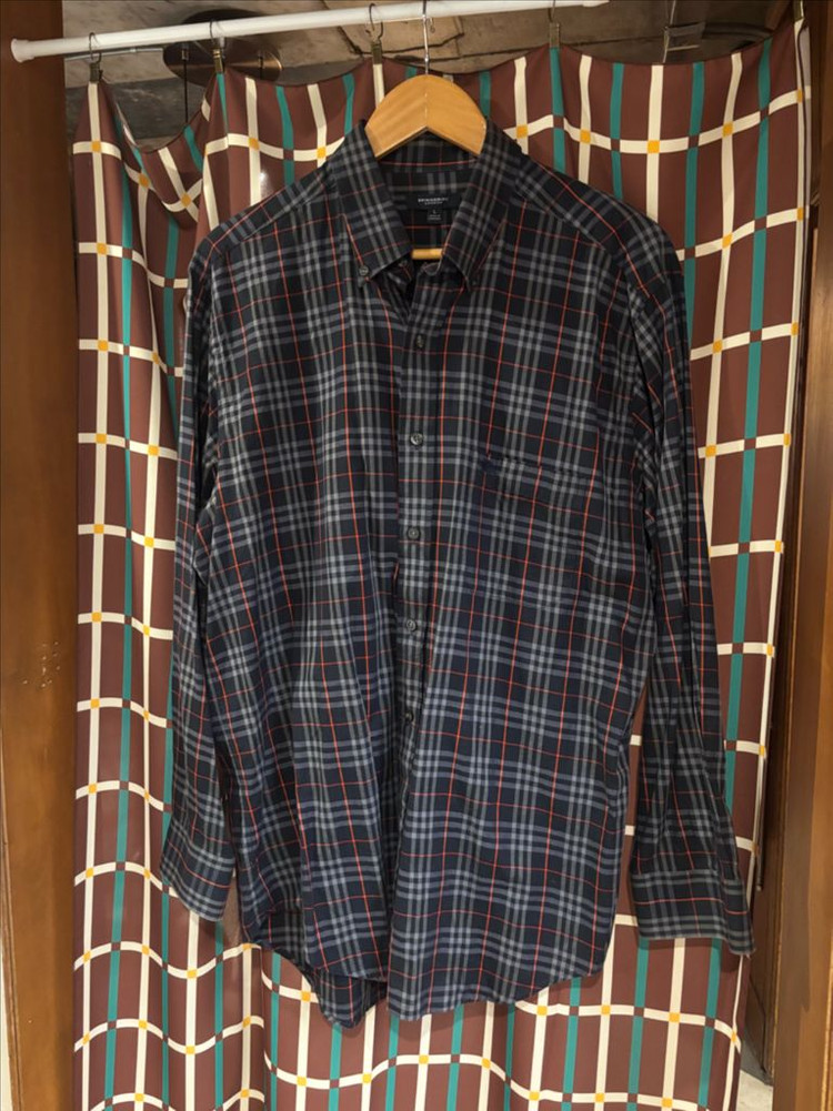 버버리 런던 체크 긴팔 셔츠 이미지