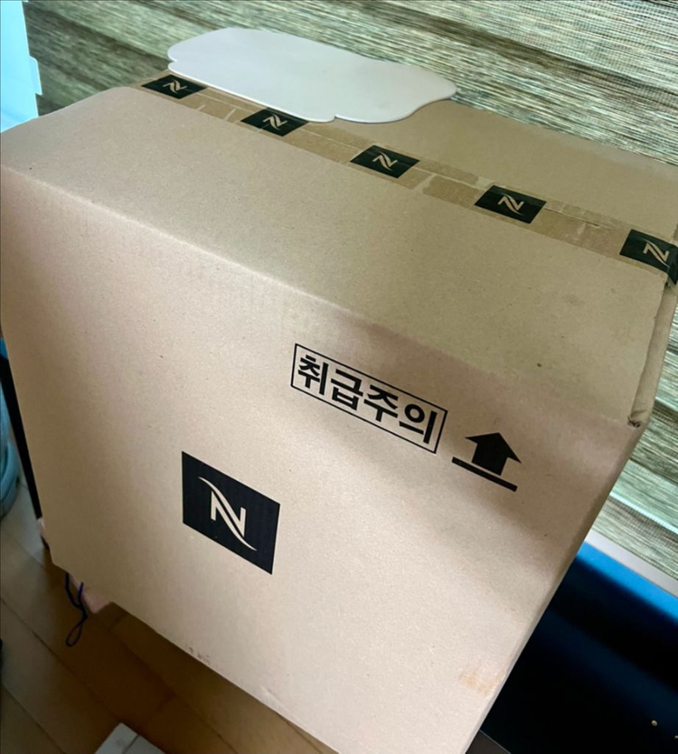 (미개봉)네스프레소 버츄오 플러스 캡슐커피머신 (화이트) 이미지