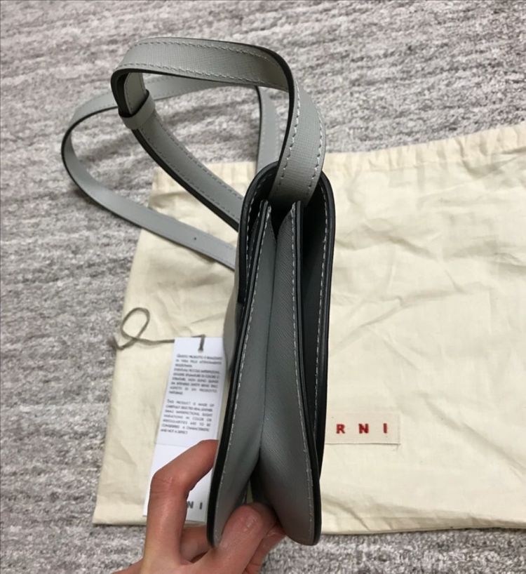 마르니 숄더백 새상품--3