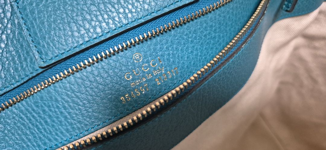 구찌 스윙백 팝니다ㅡ가죽--4