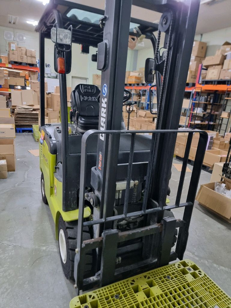 클라크 1.5톤 전동지게차--4