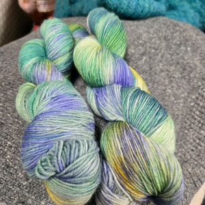 핸드다잉얀 양말실