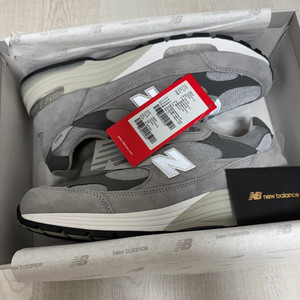 뉴발란스 992 코어 그레이 290사이즈 새상품 국내공홈