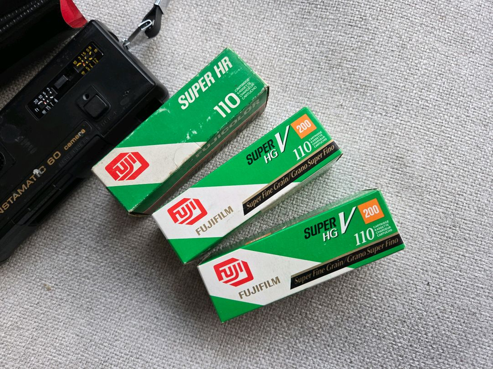 후지필름 110 필름 3개 + 코닥 카메라--6