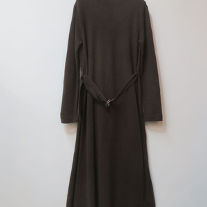 나이스클랍 쵸코브라운 울캐시미어 벨티드 롱 니트원피스