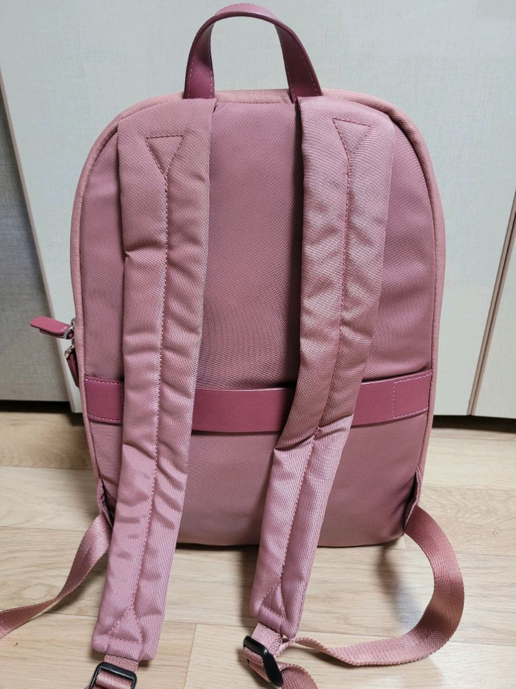 샘소나이트 여성백팩 팝니다 이미지